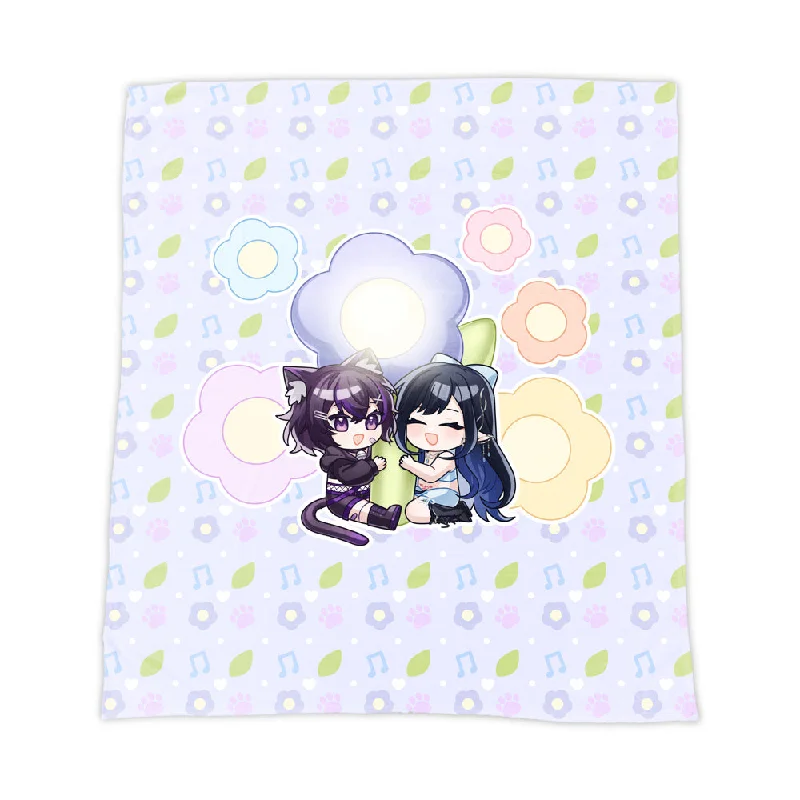 Lani and Plum's Flower Lamp Blanket