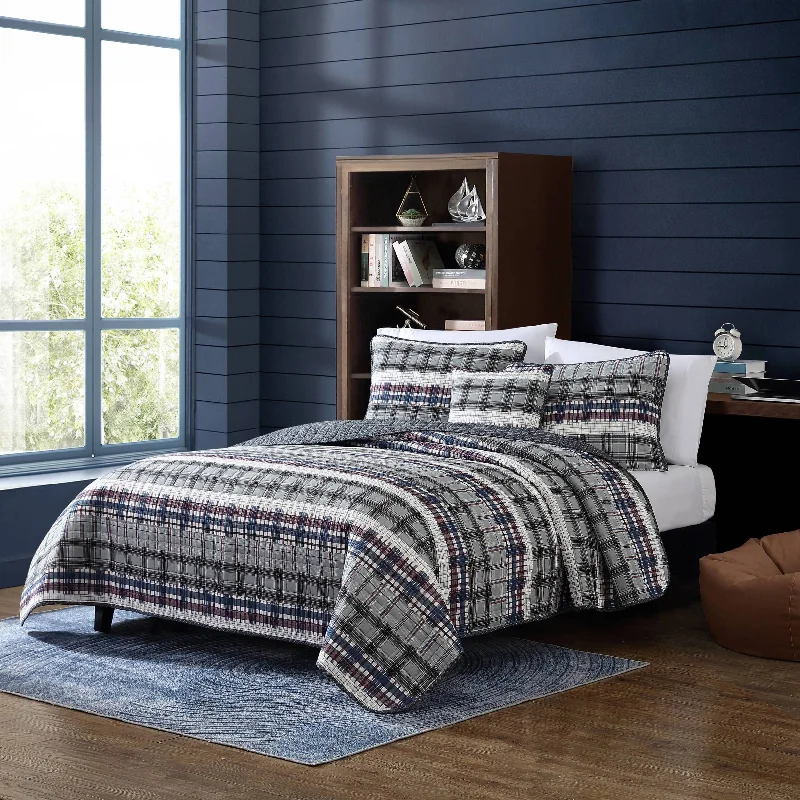 Nautica Marina Cove Grey King Reversible Quilt & Sham Bonus Set