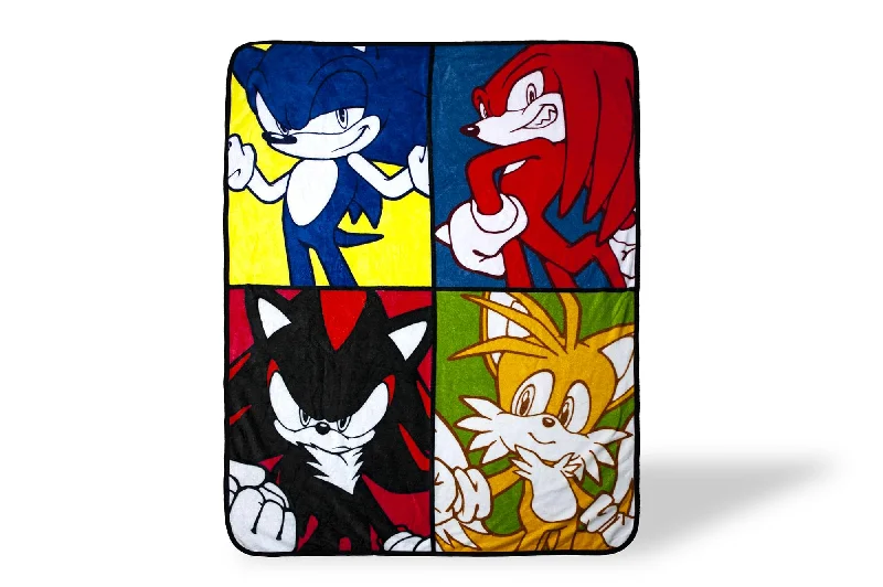 Sonic The Hedgehog Warhol Fleece Throw Blanket | 45 x 60 Inch Cozy Blanket