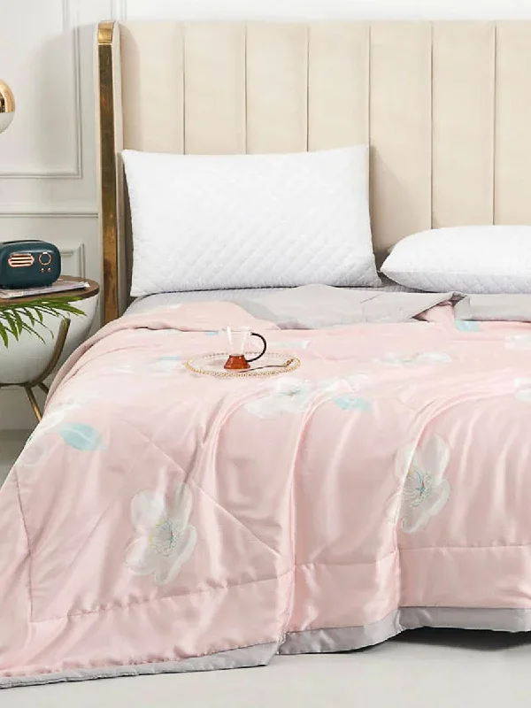 Camellia Floral TENCEL™ Lyocell Light Comforter