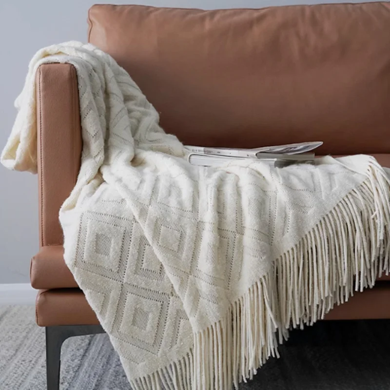 Boho Diamond Fringed Throw Blanket