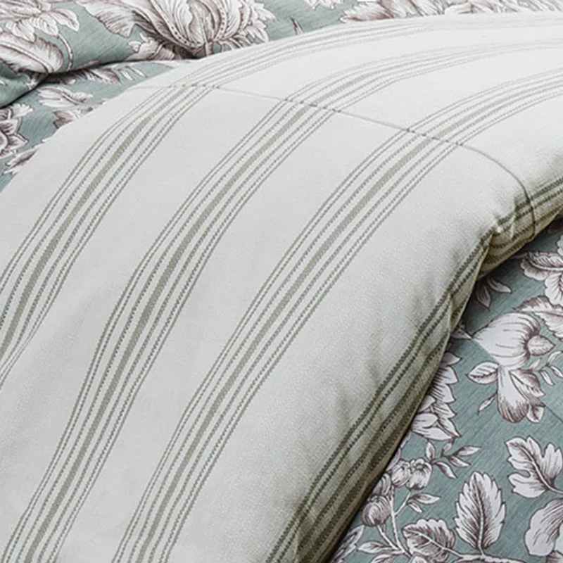 HiEnd Accents Stripe Duvet