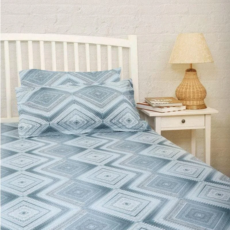 Blue Grey Labyrinth Bedsheet