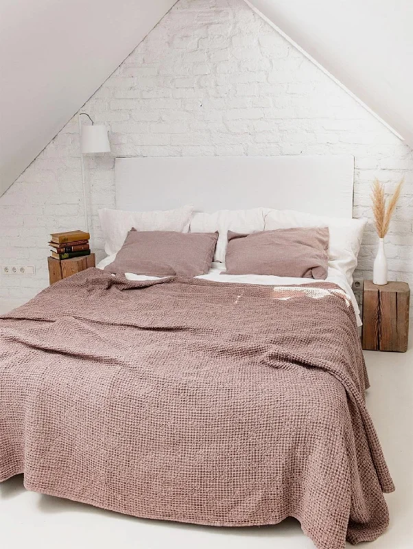 Linen Waffle Blanket | Rosy Brown