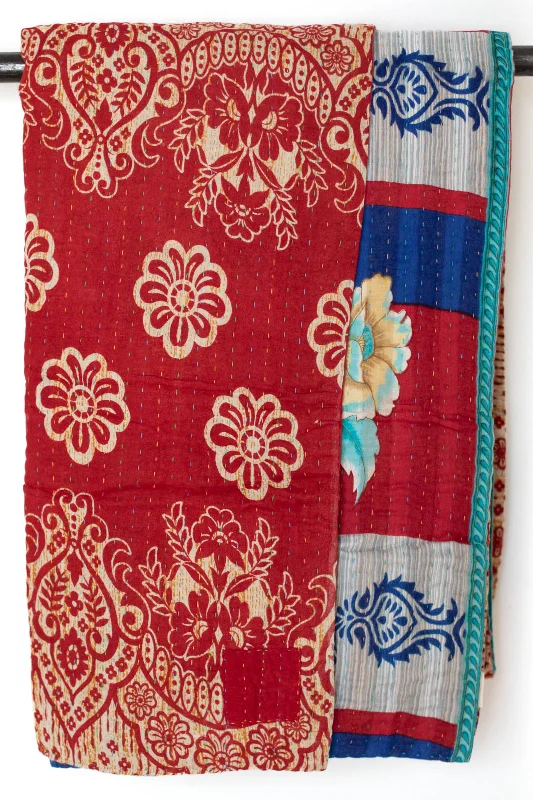 Pamper Kantha Throw