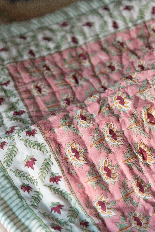 PINK LOTUS Single Quilts