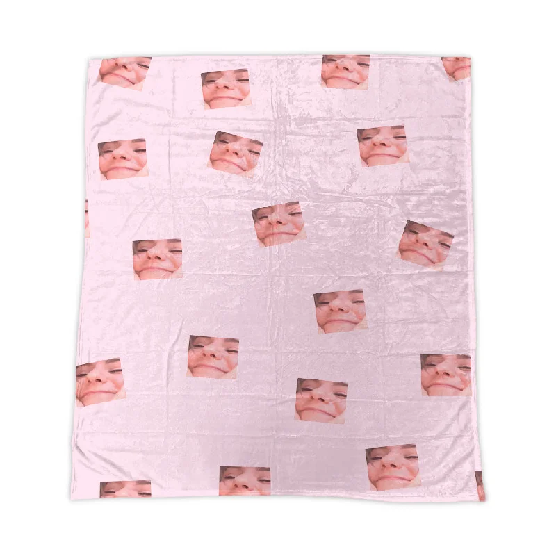 Chaisia Smiles Blanket