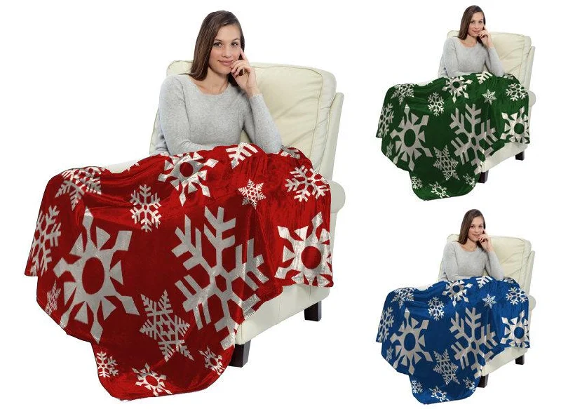 Holiday Christmas Snowflake Plush Throw Blanket