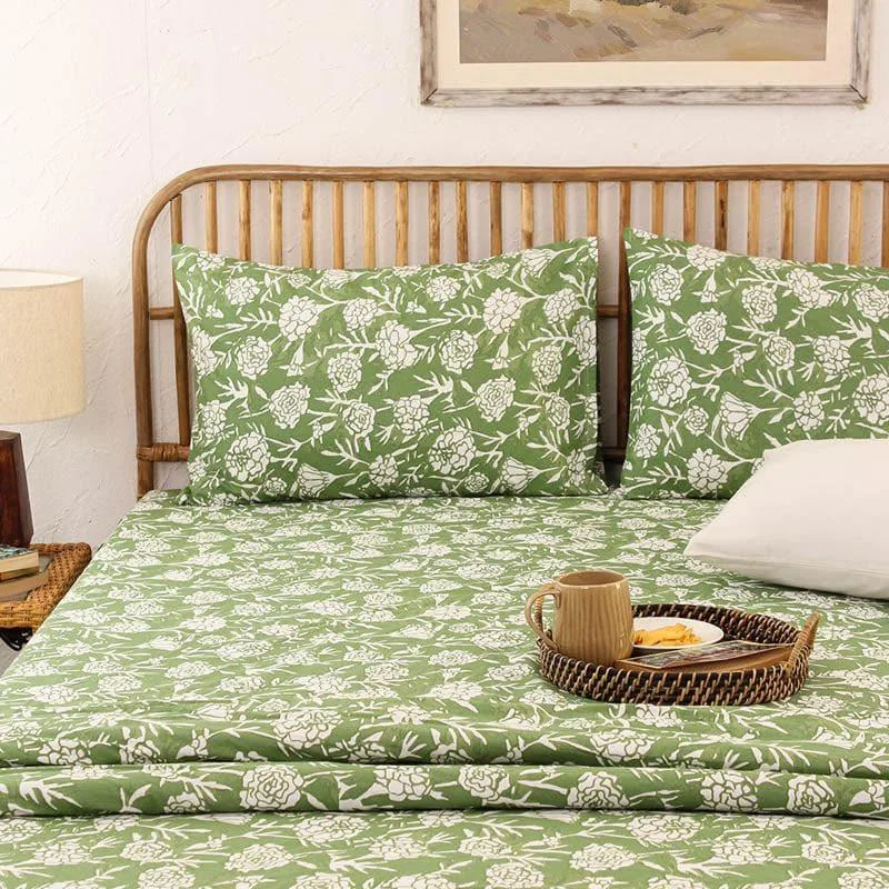 Blossom Breeze Bedsheet - Green