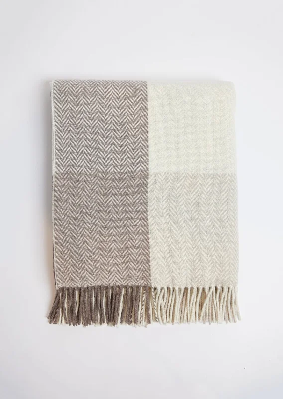 Foxford Cashmere Lambswool Throw | Dún na Rí