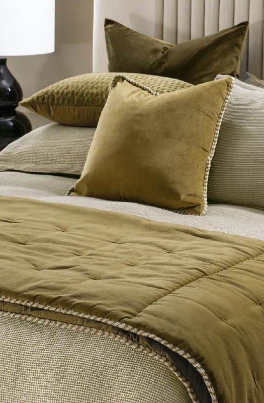 Treccia Olive Comforter