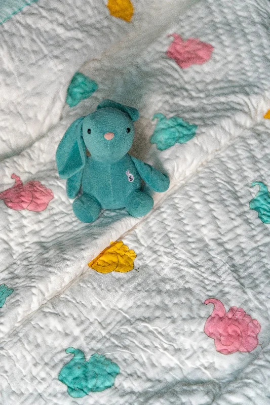 BABY ELEPHANTS Kids Quilt