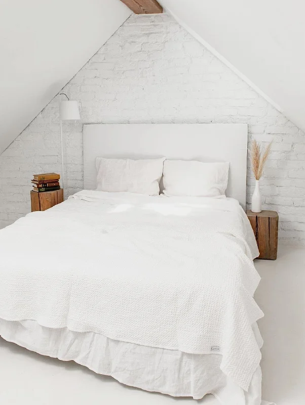 Linen Waffle Bed Throw | White