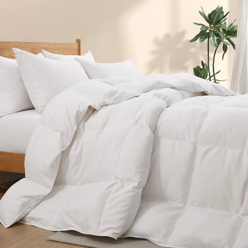 Puredown 75% White Duck Down Winter Comforter (600FP) Baffled Box