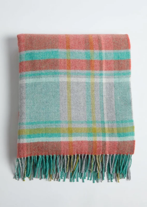 Foxford Lambswool Throw | Spraoi