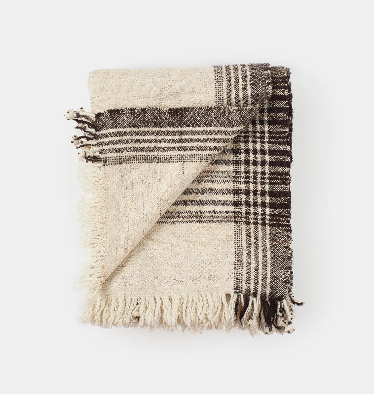 Dahalia Throw Blanket